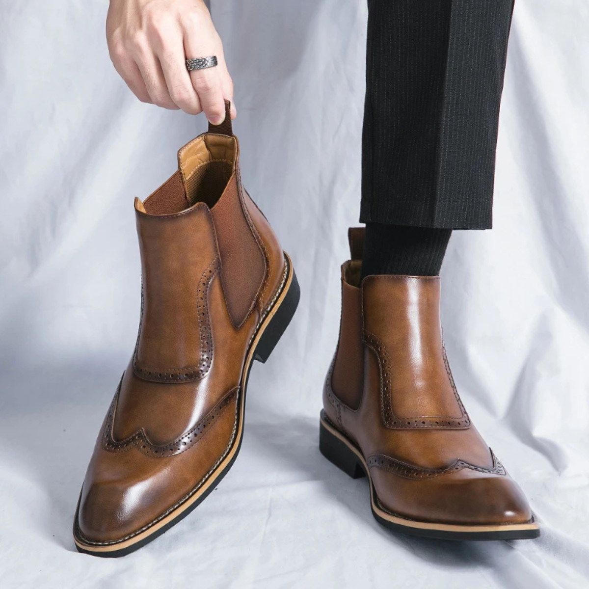 The Gravedona - Bottes de Costume Chelsea en Cuir Brogue pour Hommes