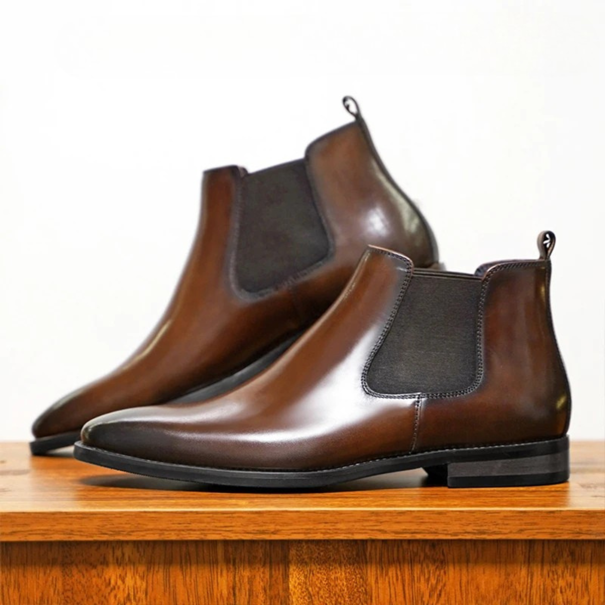 The Rossano Bottines Chelsea Classiques en Cuir à Enfiler pour Homme