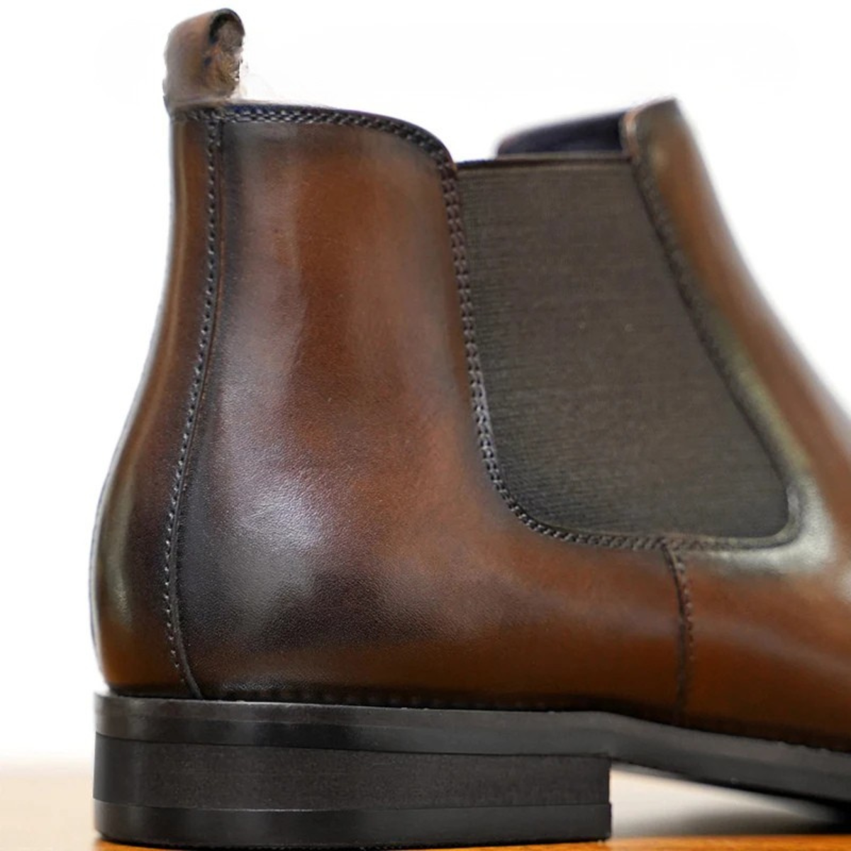 The Rossano Bottines Chelsea Classiques en Cuir à Enfiler pour Homme