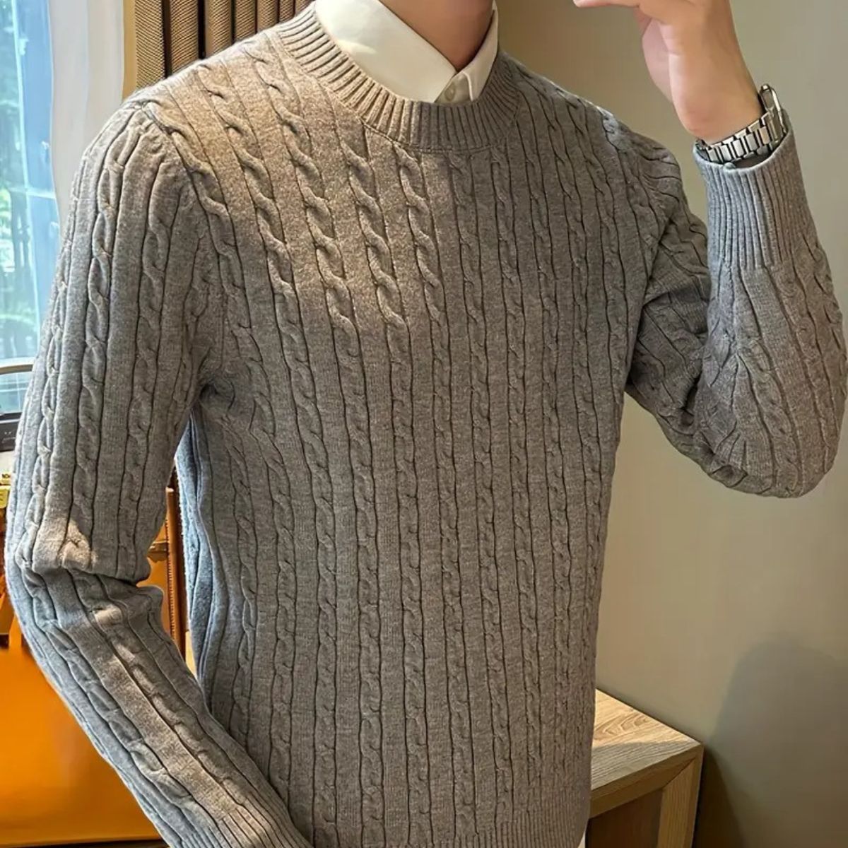 The Versailles Pull en maille cachemire et laine mérinos pour homme – Gris