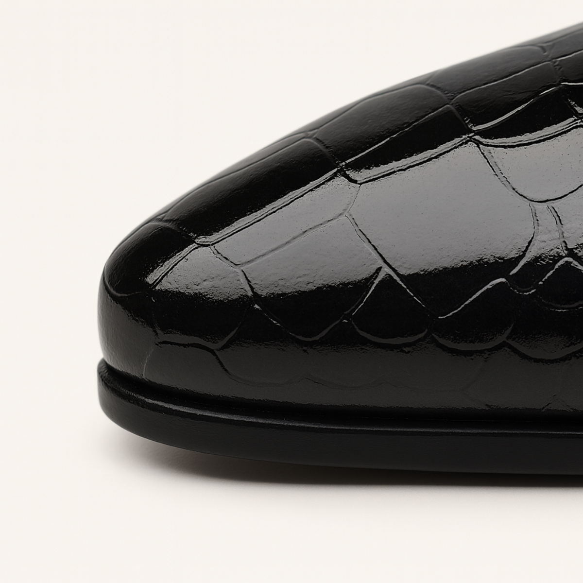 The Bardolino - Chaussures habillées pour homme en cuir verni brillant à bout pointu