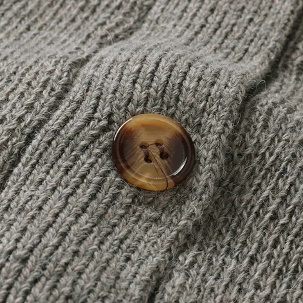 The Greenwich - Le Cardigan Tricoté V Col Boutonné Streetwear pour Homme