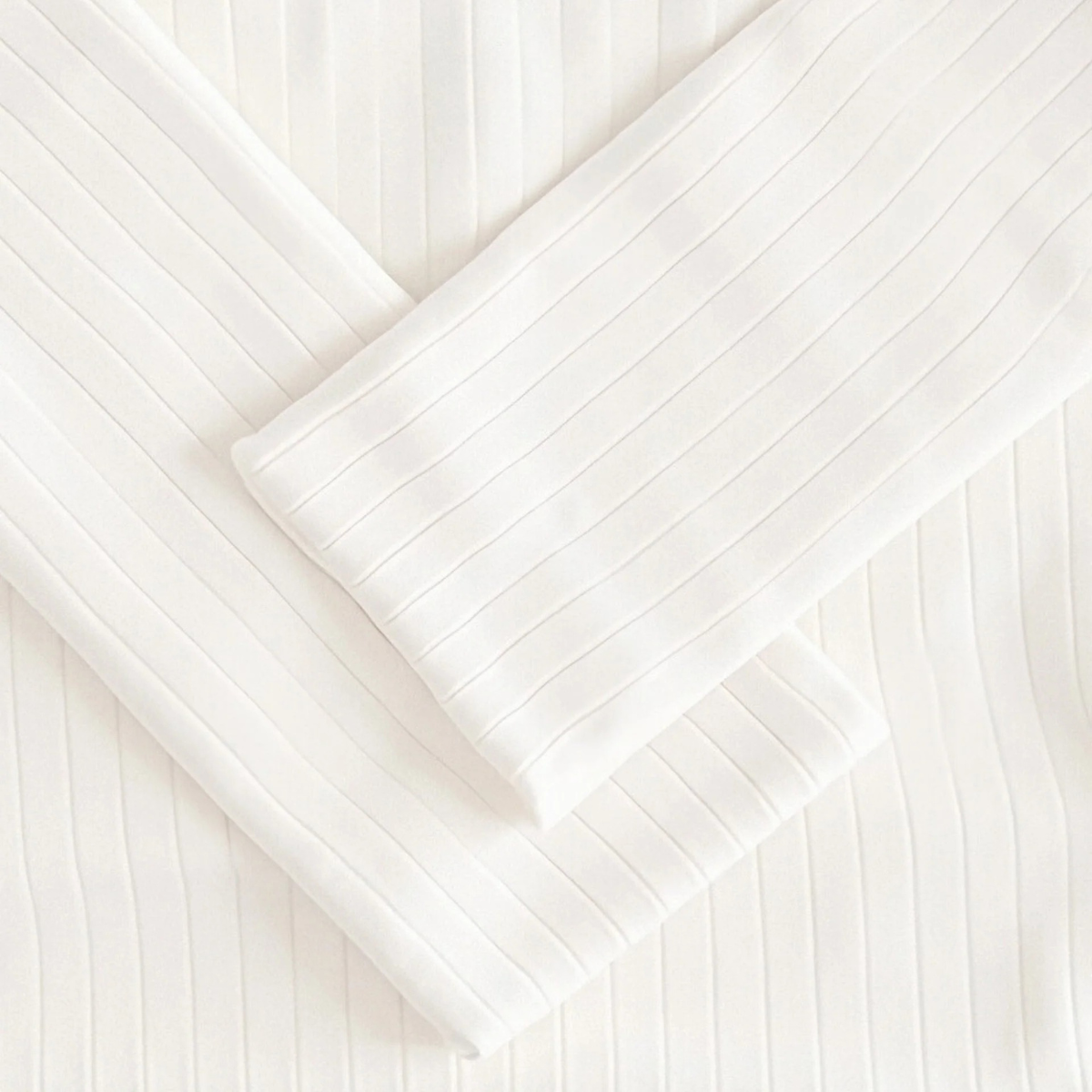 The Cookham – Pull à col rond en maille côtelée pour homme – Blanc