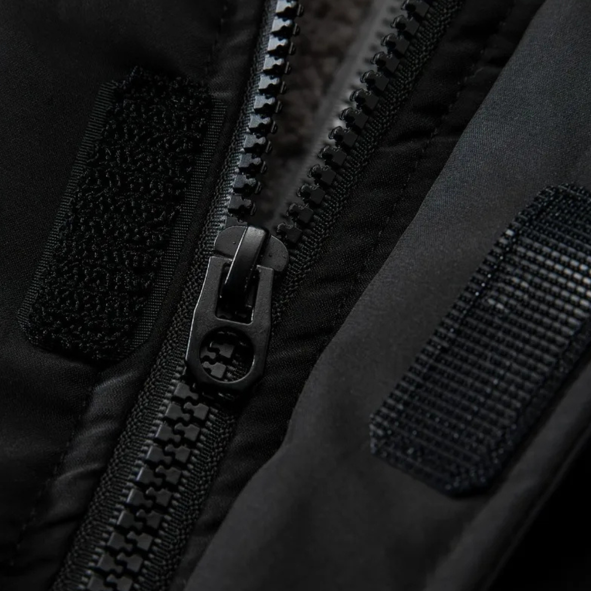 The Aviemore Doudoune zippée à capuche doublée en polaire pour homme – Noire