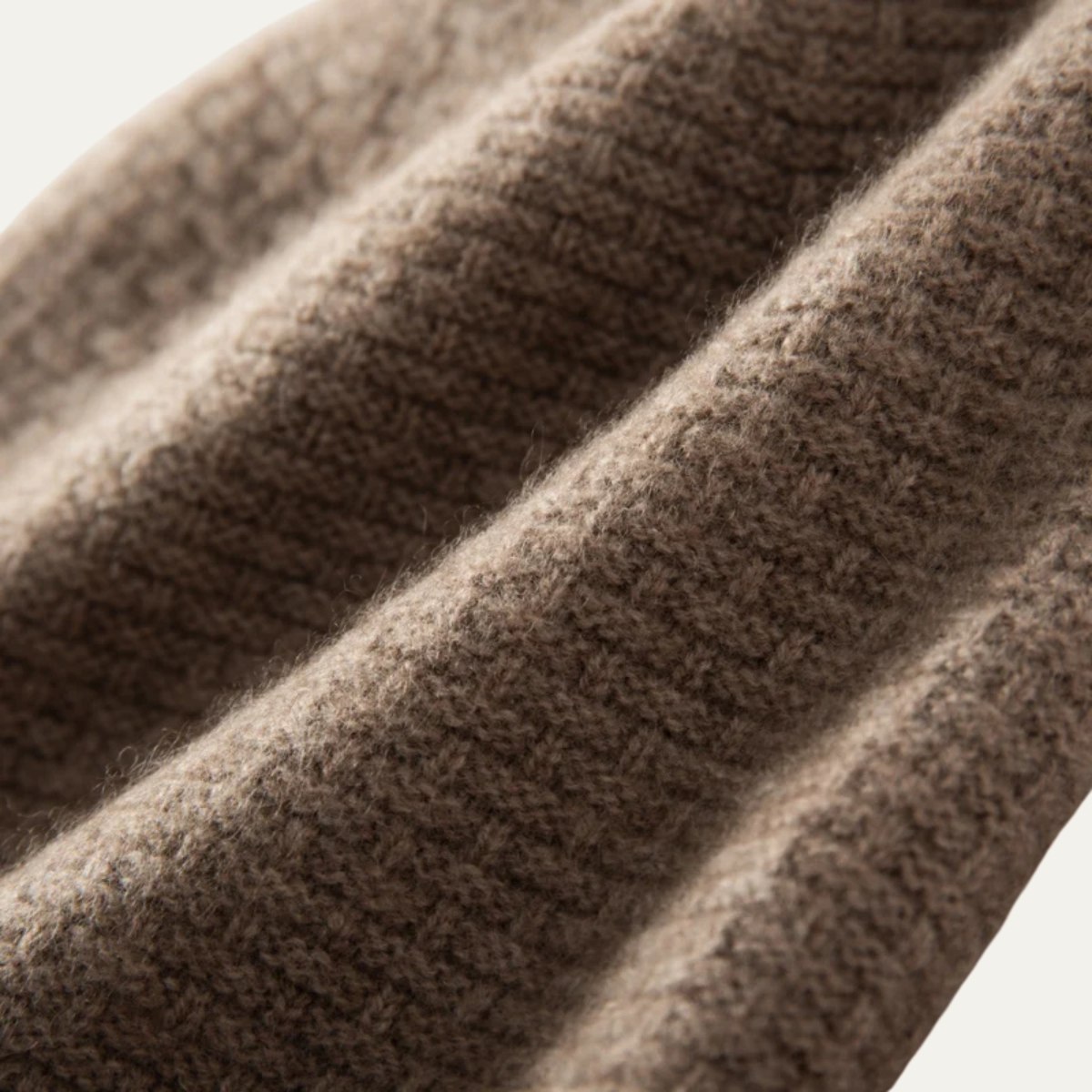 The Westbury Le Bonnet en Cachemire Côtelé Tendance