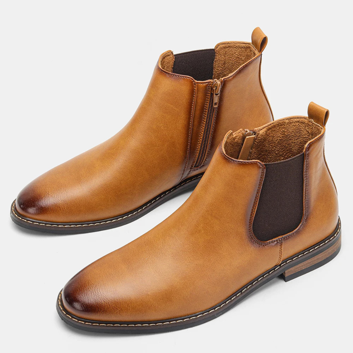 The Treviso Bottines Chelsea Classiques en Cuir à Enfiler pour Homme