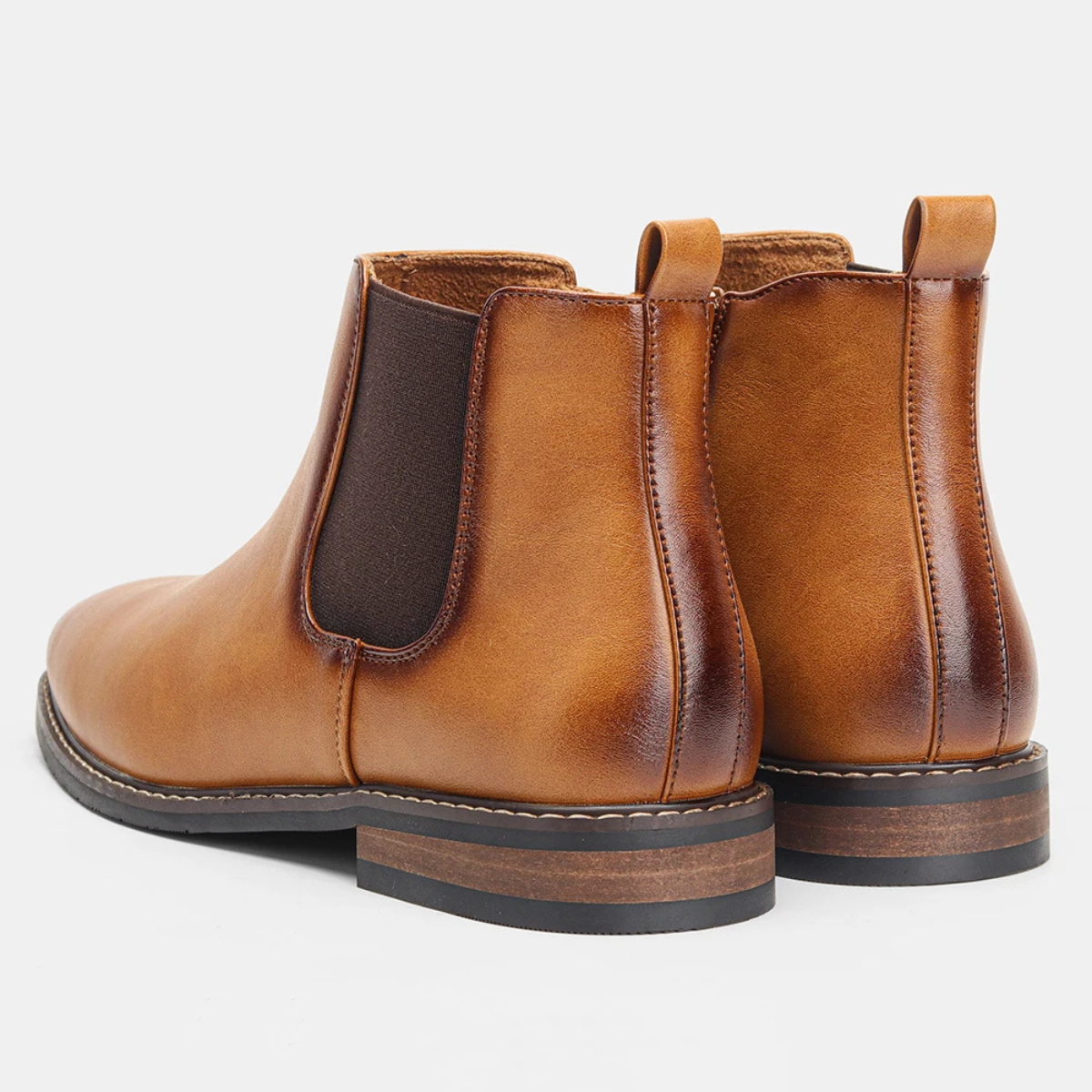 The Treviso Bottines Chelsea Classiques en Cuir à Enfiler pour Homme