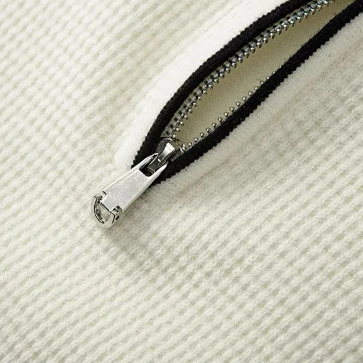 The Bologna - Le Pull Tricoté à Col Zippé Épais