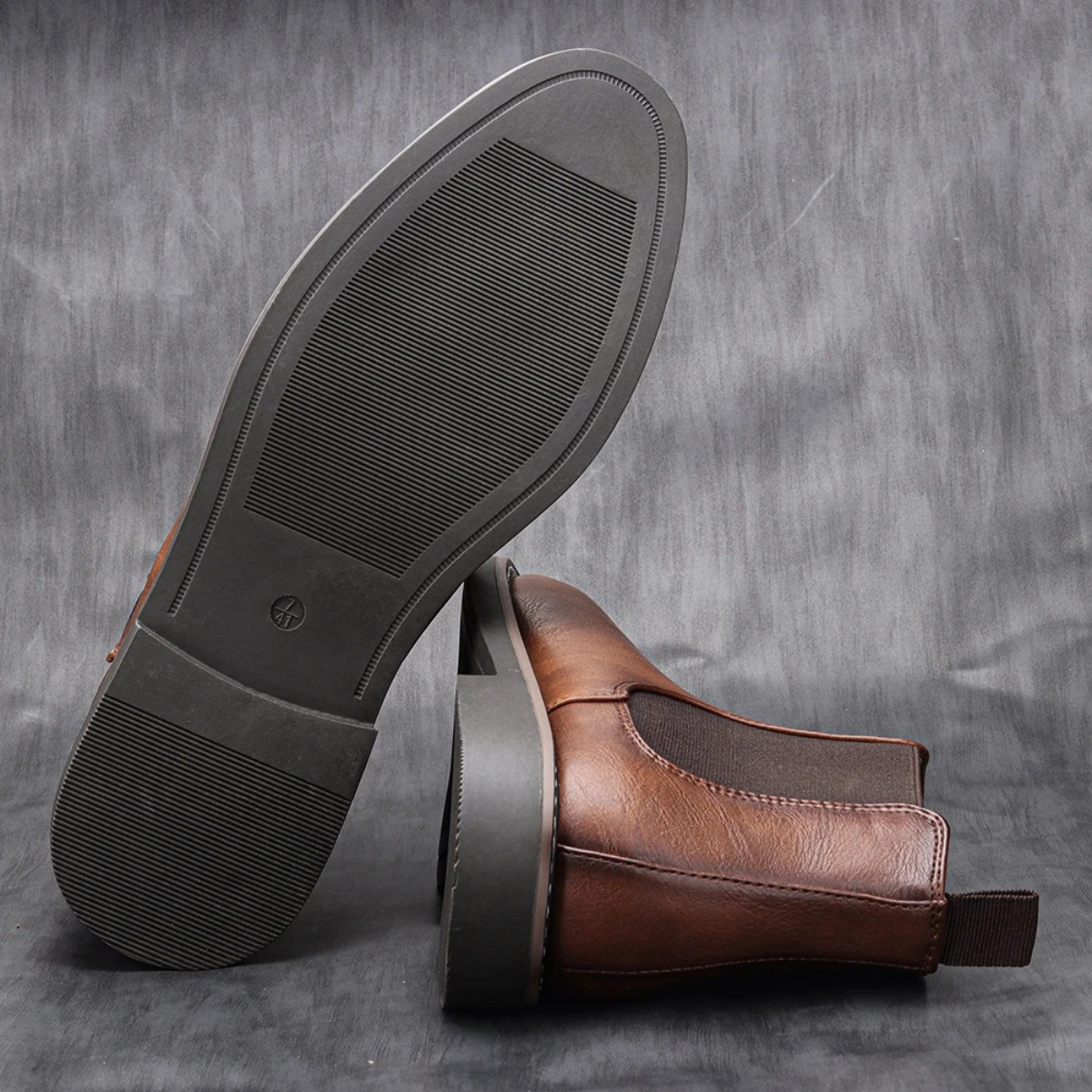 The Montalcino Bottines Chelsea Classiques en Cuir Marron à Enfiler pour Homme