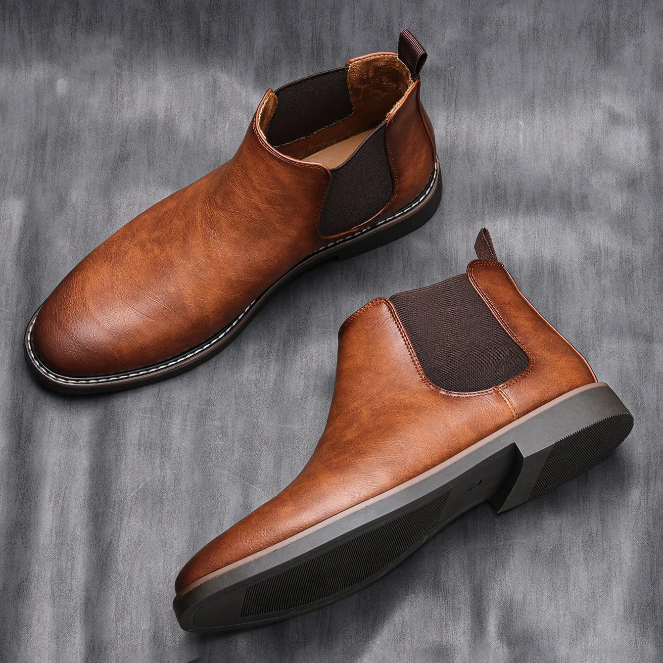 The Staffordshire Bottines Chelsea classiques en cuir pour hommes